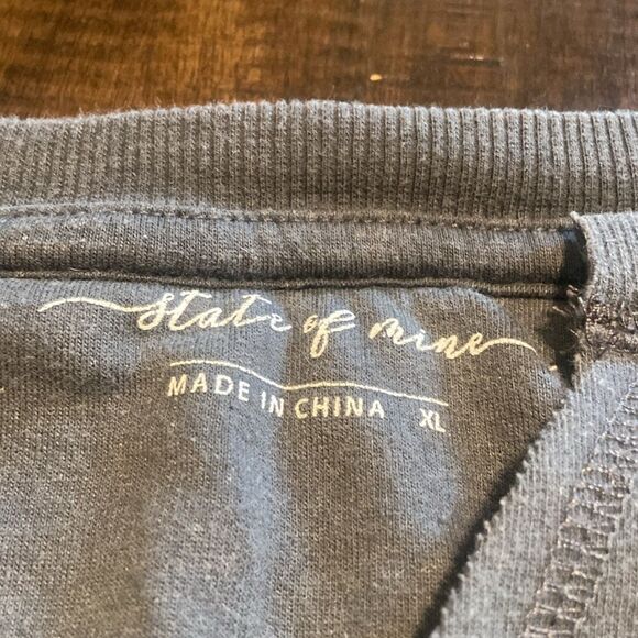 State Of Mine Gray Local Embroidery Crewneck Sweatshirt Size Large - Picture 3 of 5